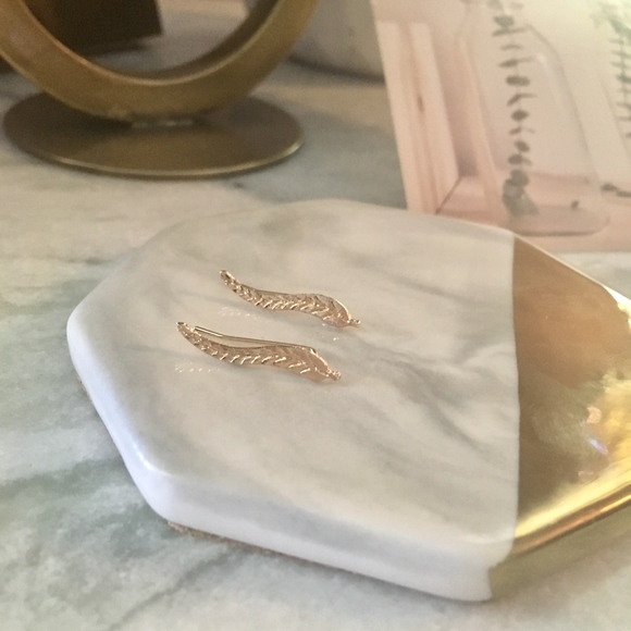 Gold Leaf Climber Ear Cuff Minimalist Earrings - Picture 2 of 7